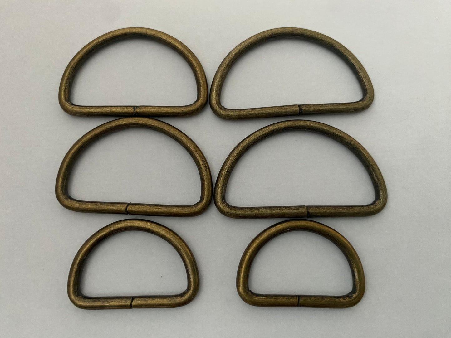 Metal D-Rings for Bag Making, Belts, Dressmaking and Crafts. 25mm, 32mm, 38mm. Antique Brass. Pack of 2