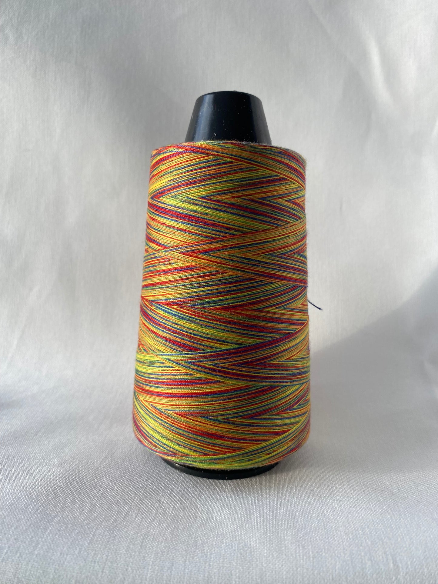 Rainbow Cone Thread for Overlockers, 2700m, various colours
