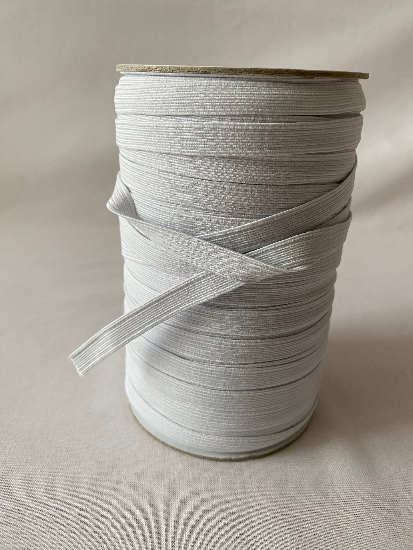 White Flat 12 Cord Elastic, 10mm wide