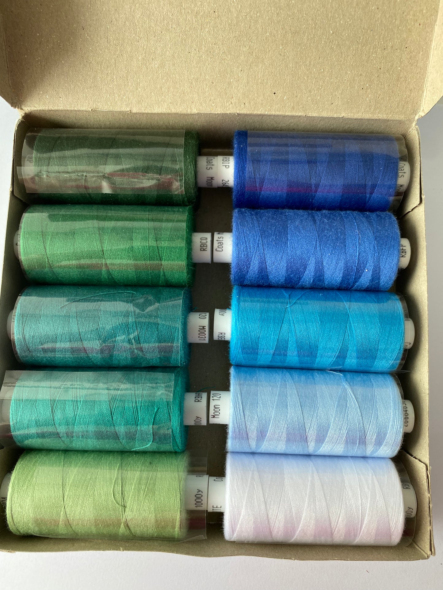 Multipack Coats Moon Sewing Thread, Multicoloured.  Hand Sewing, Machine Sewing, Overlocker Thread